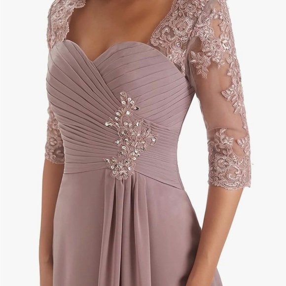 Purchased for wedding, received wrong size and wasn’t able to return. - Picture 2 of 3